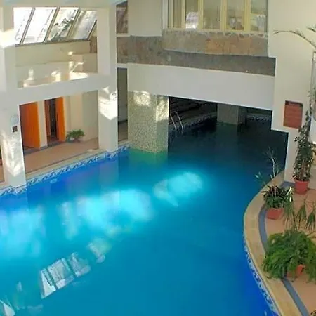 Snezhanka Tmf Aparthotel