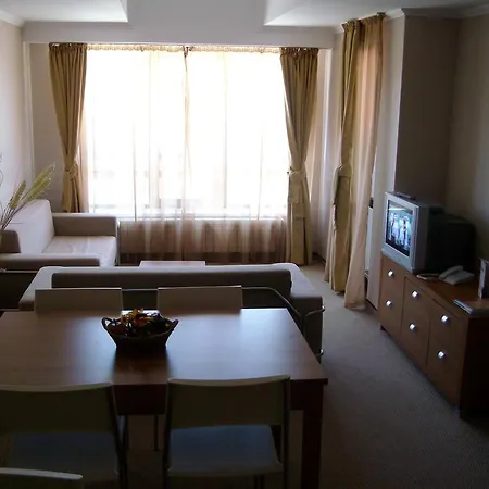 Aparthotel Snezhanka Tmf